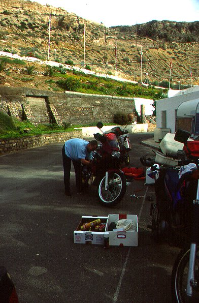 Vorbereitungen auf dem spanischen Campingplatz