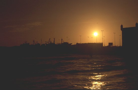 Sonnenuntergang am Hafen