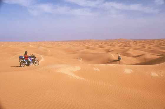 Sand, soweit das Auge reicht