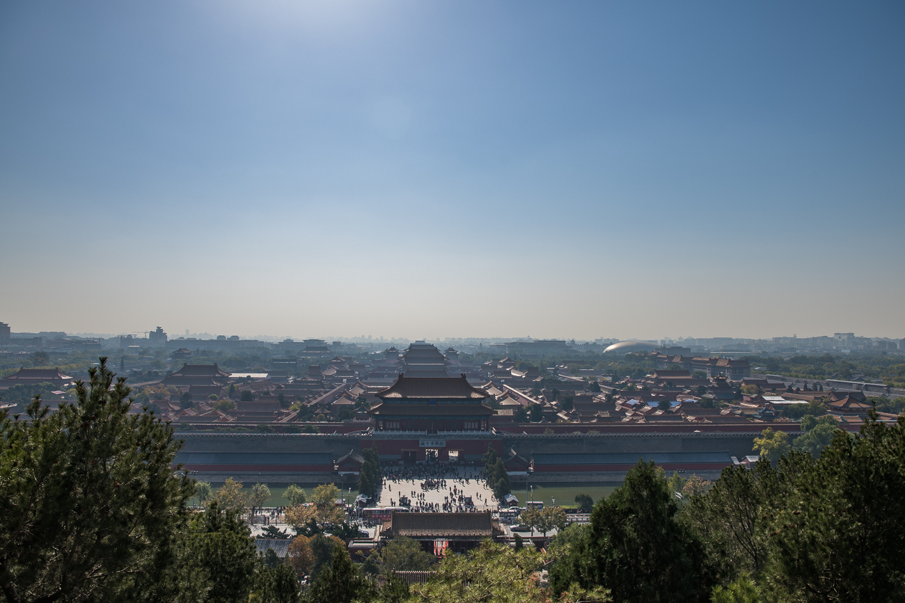 Blick auf die "Verbotene Stadt" im Dunst