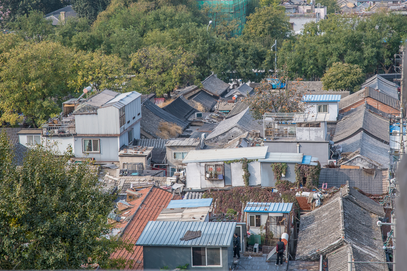 Blick vom Glockenturm in die Umgebung, hier ein Hutongviertel...