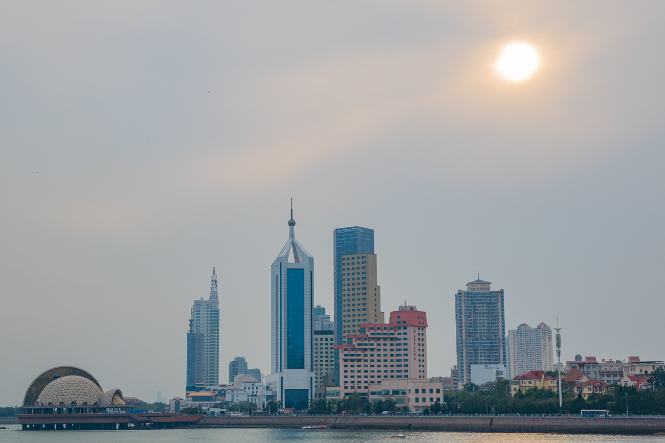 Sonnenuntergang hinter dem Smog