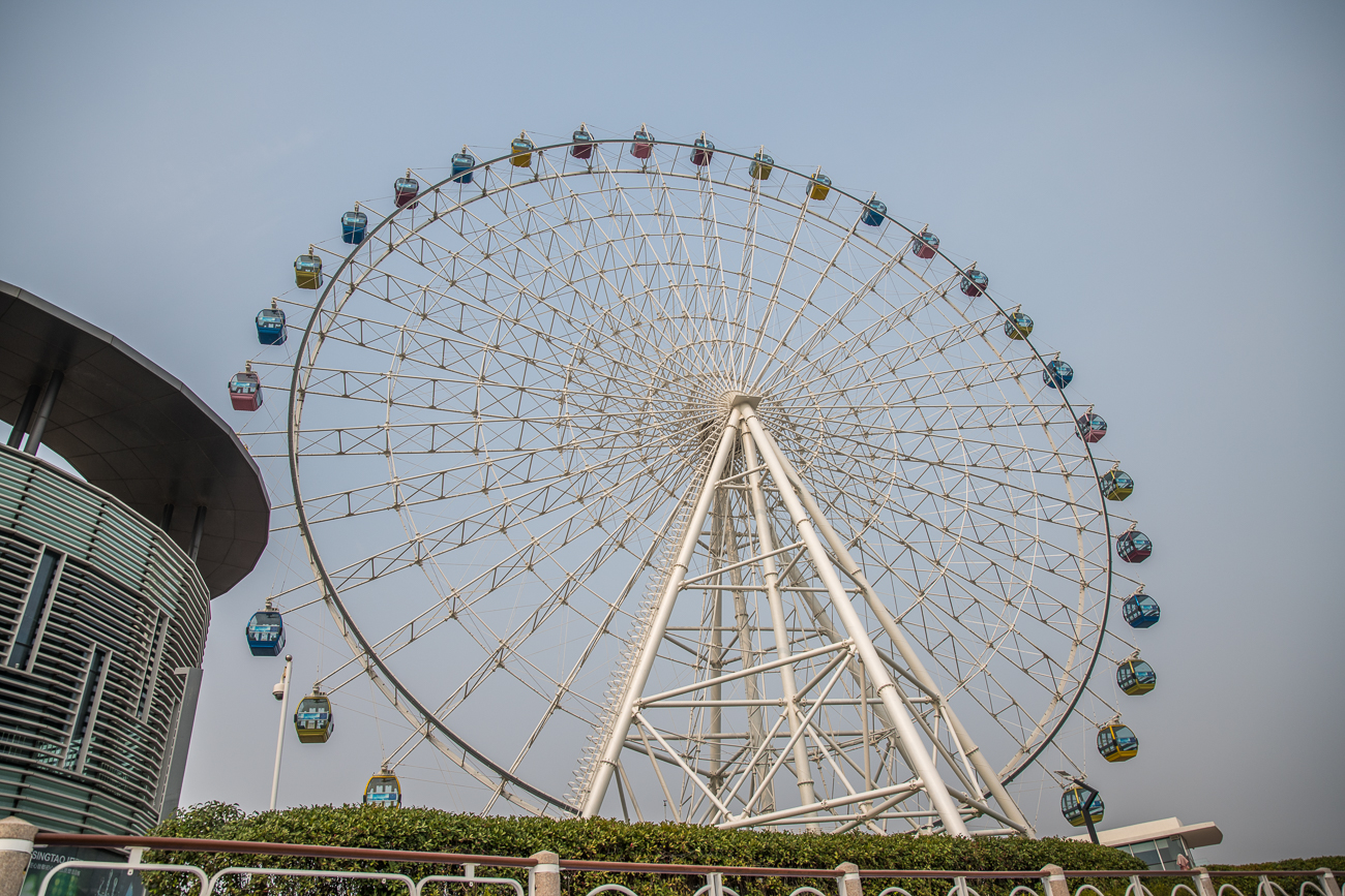 Riesenrad dreht sich, es fährt aber niemand mit