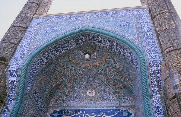 Eingangsportal einer Moschee, Semnan