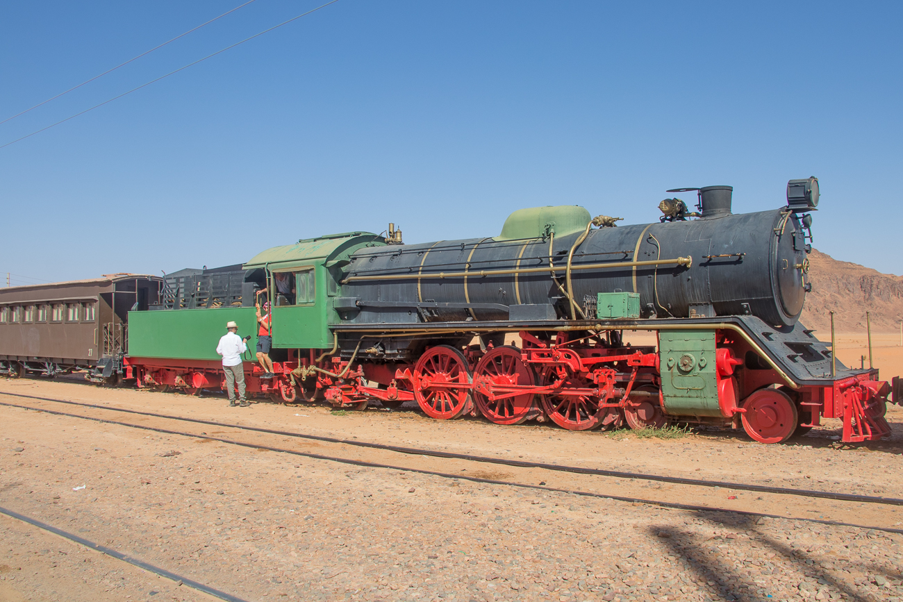 ... an der Wadi Rum Station können noch alte Loks und Wagen bewundert werden 