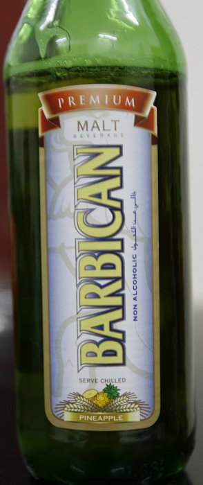 Alkoholfreies Bier mit Ananas-Geschmack 
