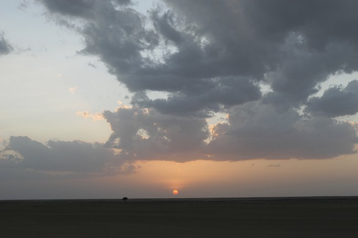 Sonnenuntergang und Ende der Rub al Khali Serie 