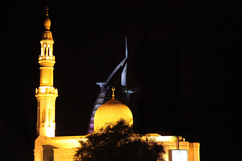 Moschee vor dem Burj al Arab