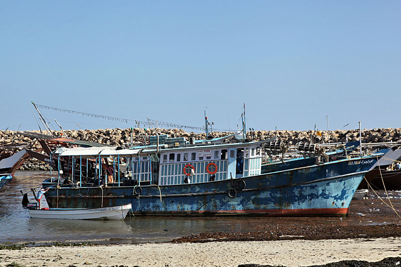 Der kleine Hafen von Sawqirah