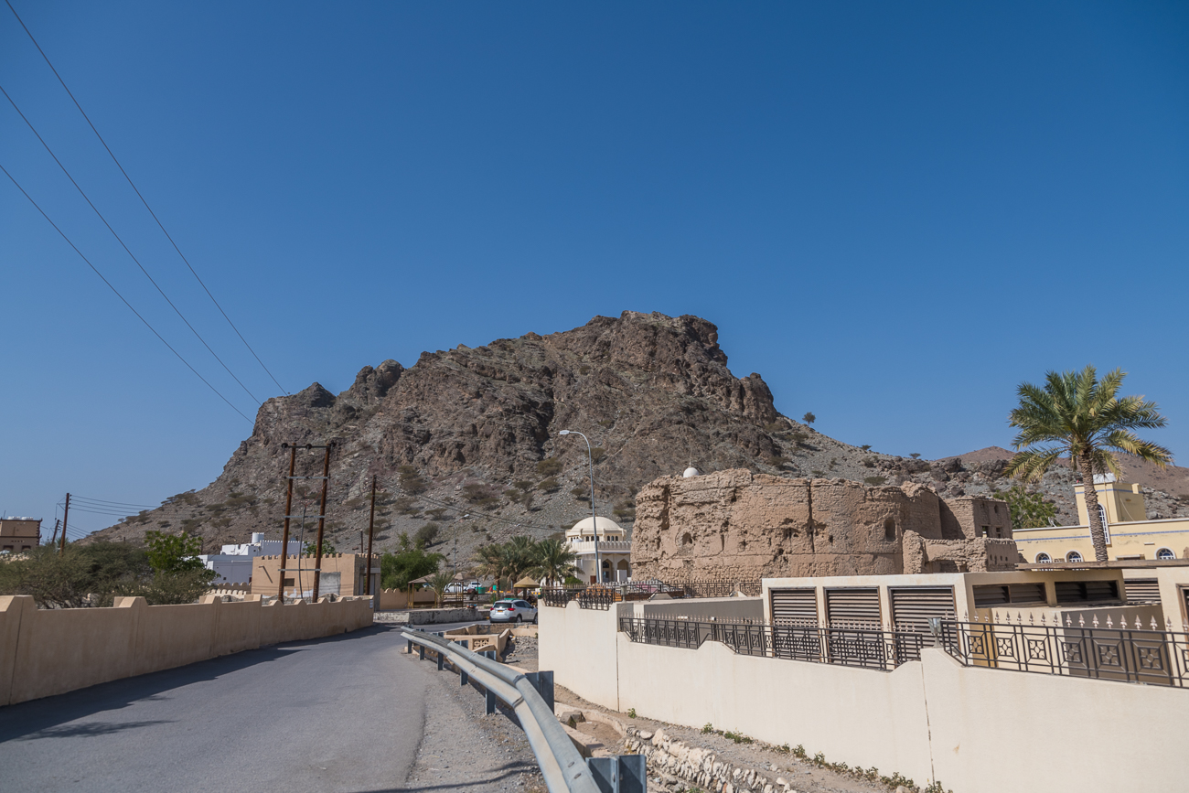 Am Ortsrand von Rustaq liegt eine Badeanlage