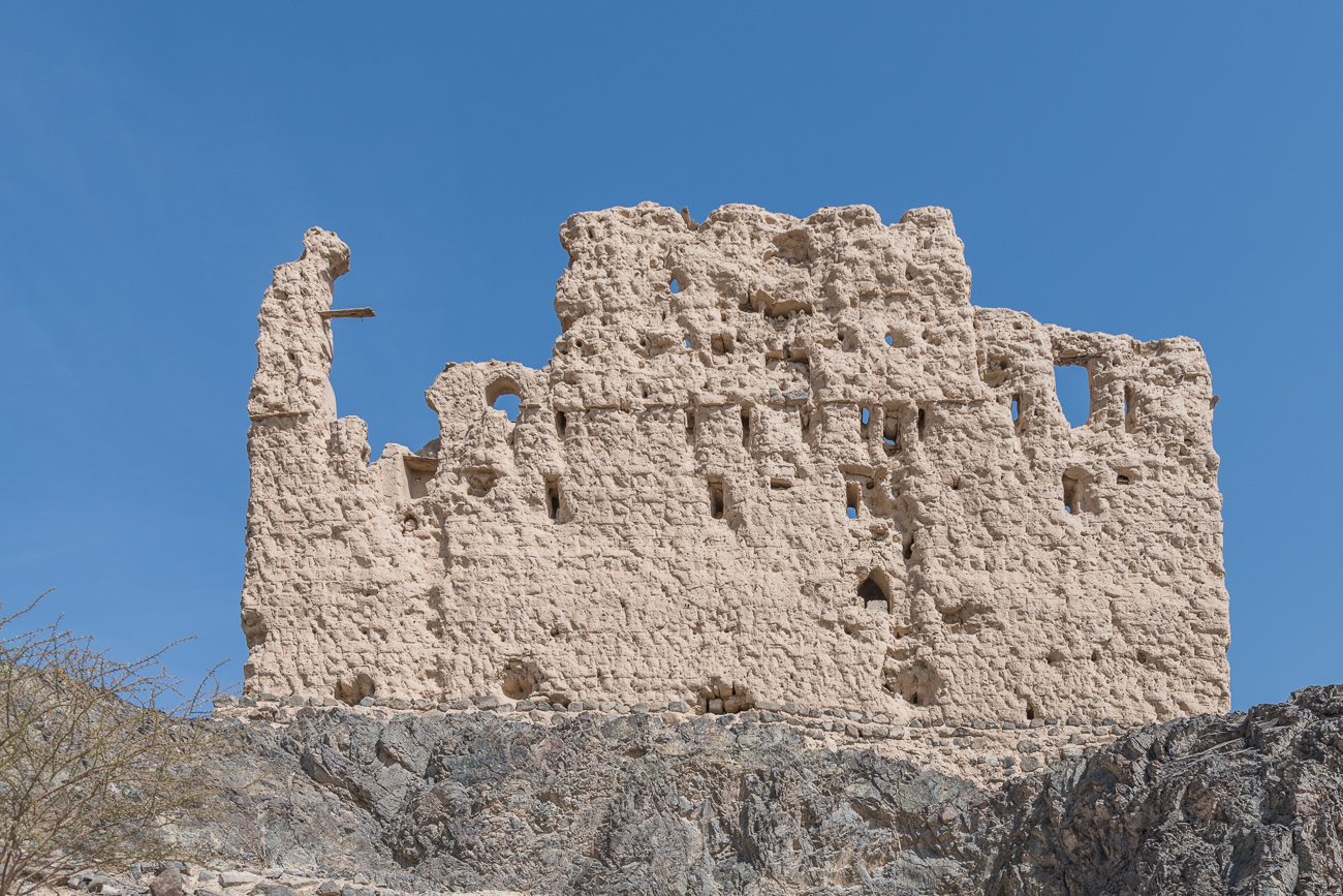 Ruine vor dem Fort