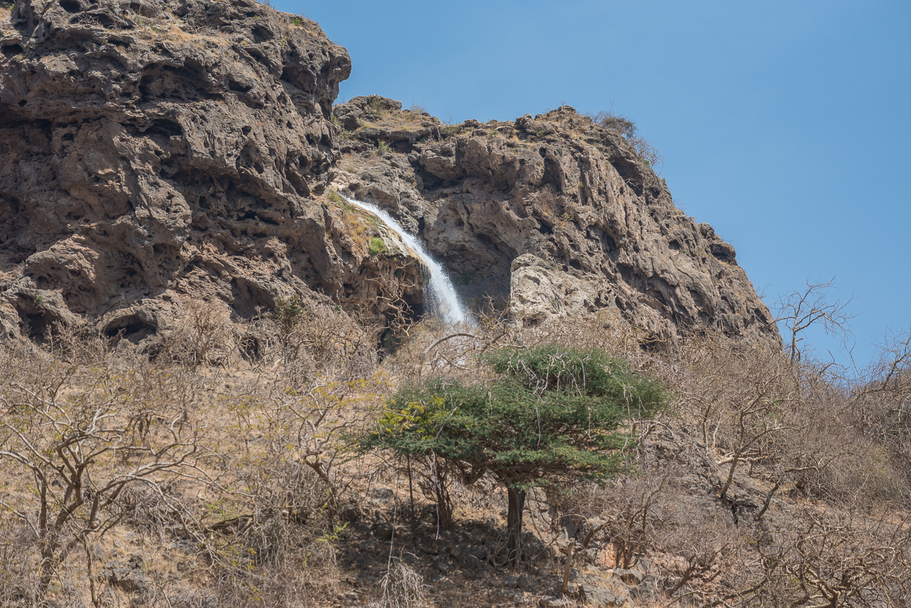 Nochmal der kleine Wasserfall ...