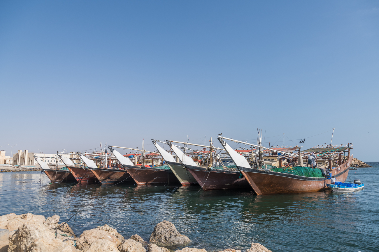 Im Hafen von Lakabi