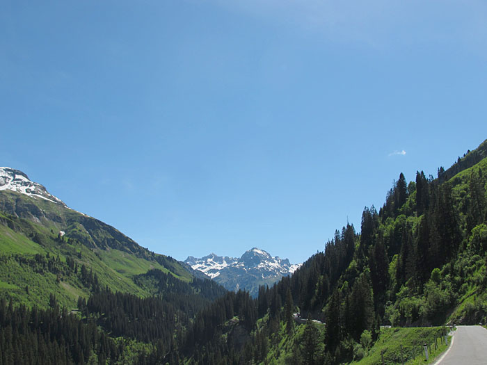 Fahrt &uuml;ber den Hochtannbergpass