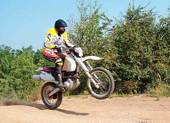 Frank R. mit seiner TT-R kann's auch