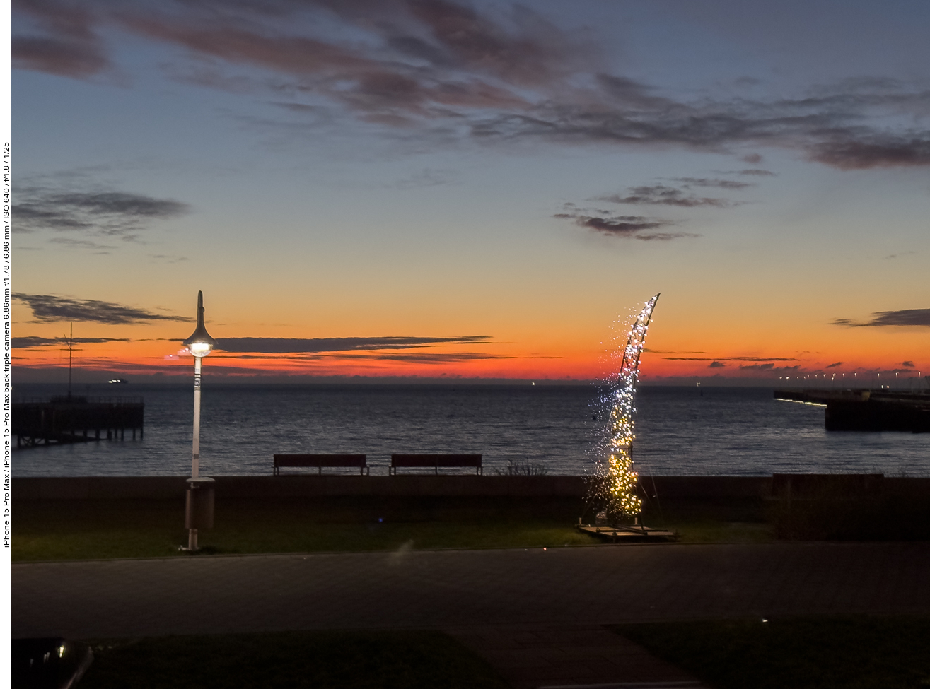 Sonnenaufgang von unserem Hotelfenster aus gesehen