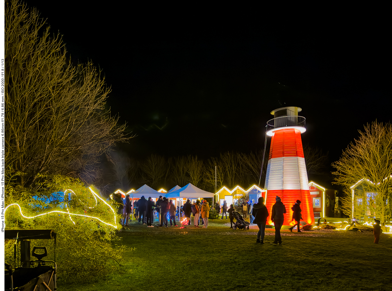 Am Helgoland Museum ist ein kleiner Adventsmarkt ...