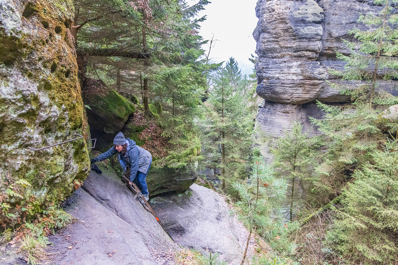 Manche Stellen erinnern mehr an einen Klettersteig ...