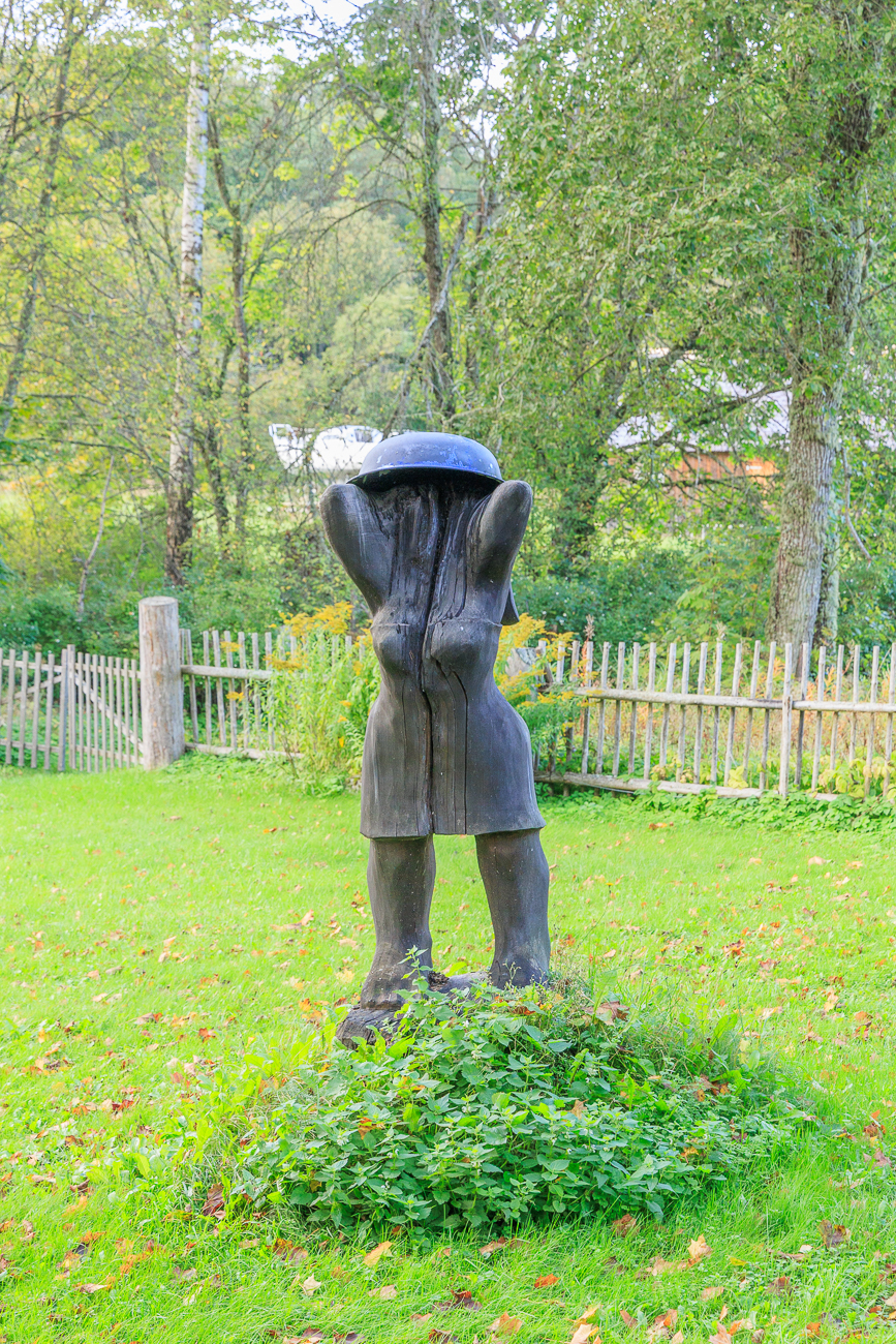 Geschnitzte Figur
