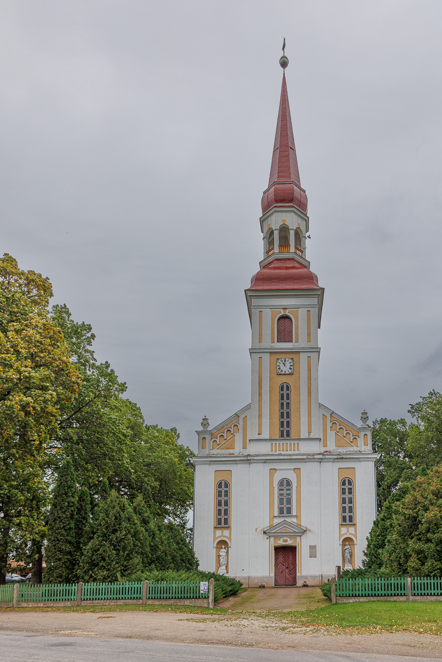 Michaeliskirche in R&auml;pina