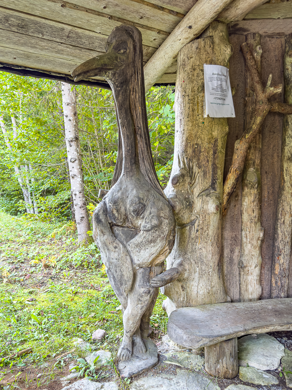 Geschnitzte Trolle