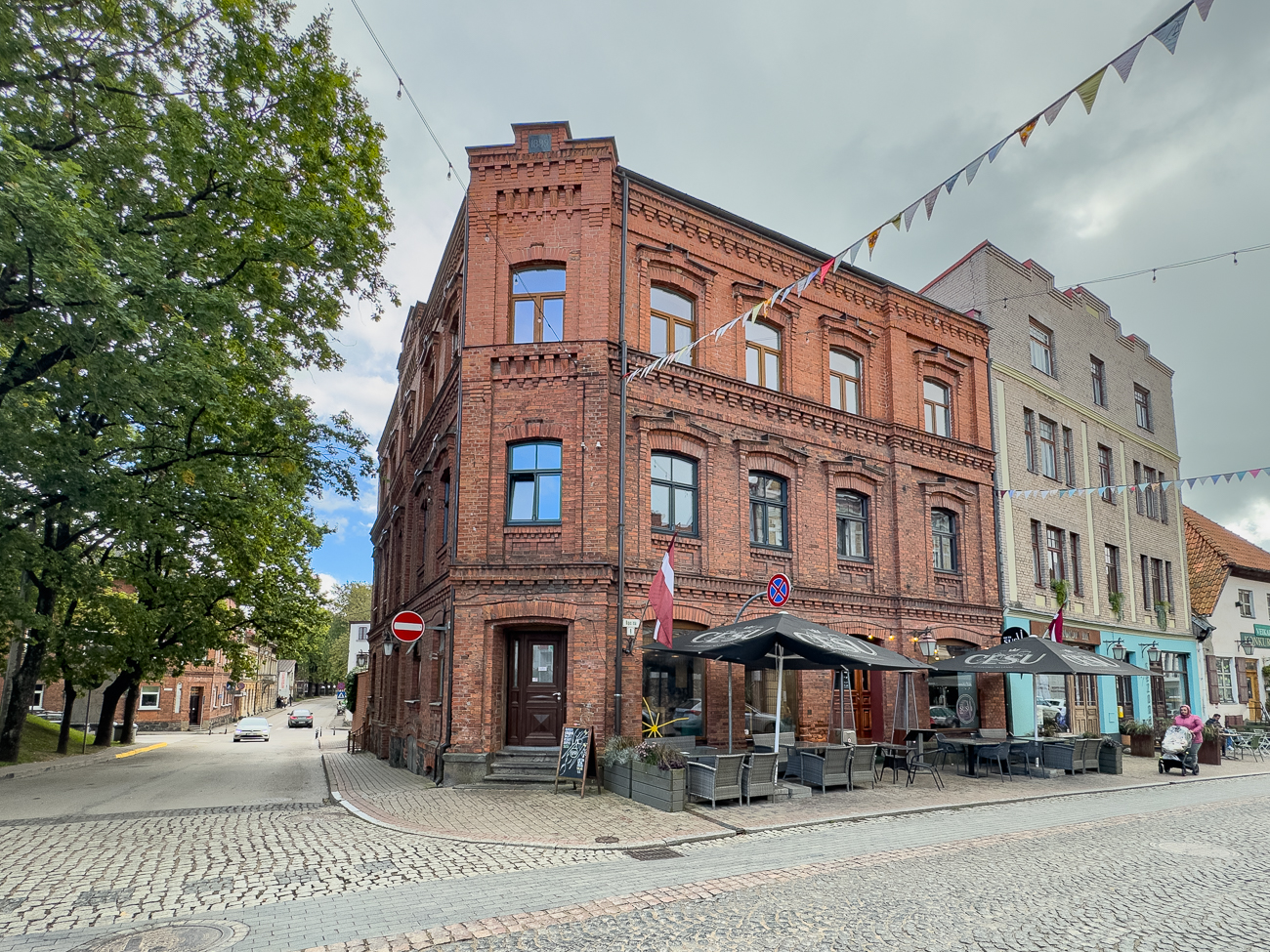 ... der alten Architektur in Cēsis
