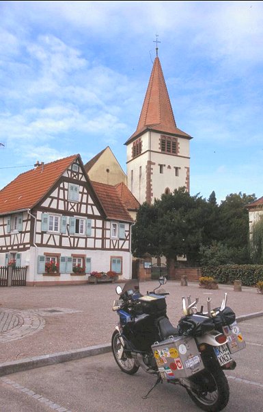 Die Kirche im Dorf gelassen ;-)
