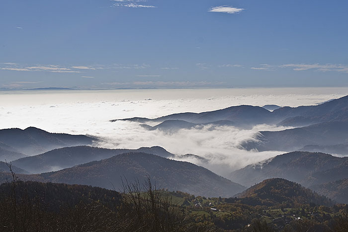 Wolken im Tal