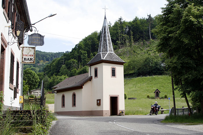 Der Ort Fouchy, am Col de Fouchy