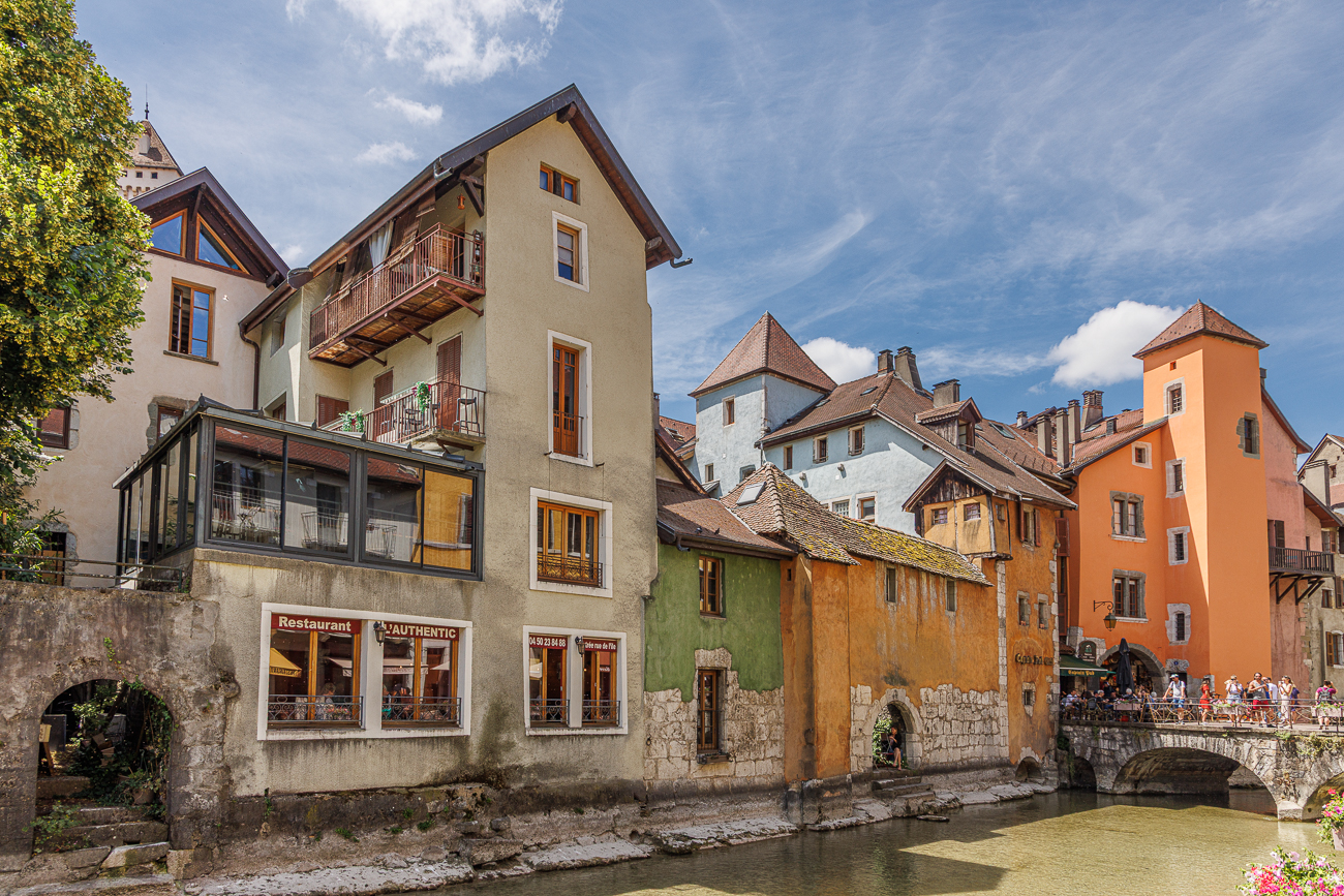 Ein Teil der historischen Altstadt (Vieille Ville) von Annecy