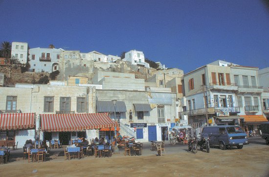 Rast im Hafen von Naxos-Stadt