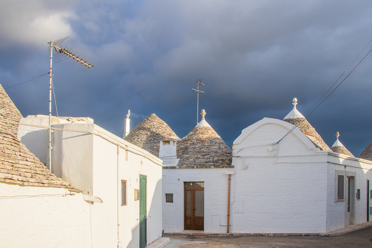 Wieder in Alberobello. In dem Trullo (Tür in der Mitte) haben wir übernachtet 