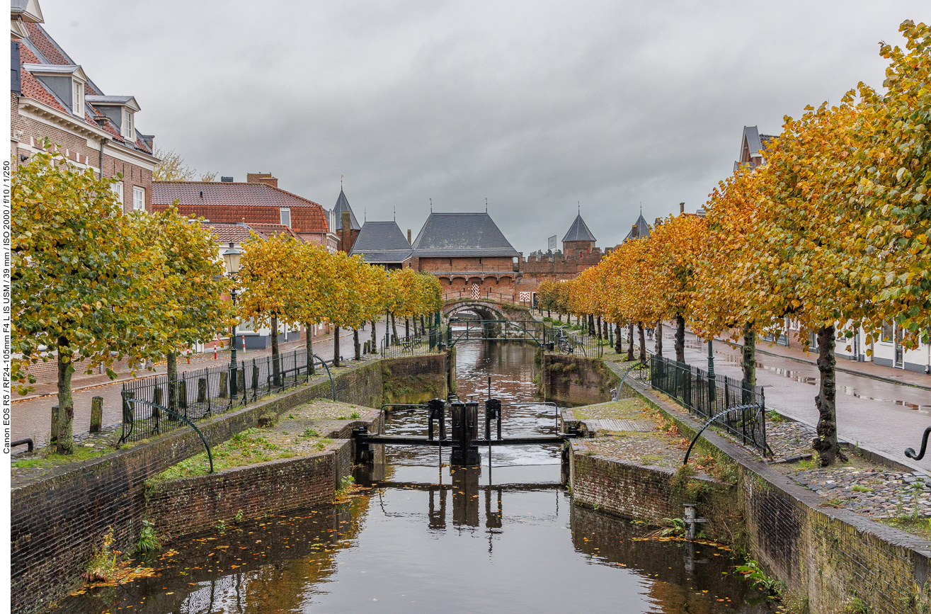 Der Koppelpoort ist ein mittelalterliches Tor in der niederländischen Stadt Amersfoort