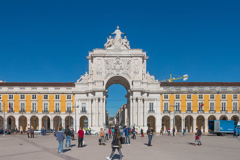 Am Praҫa do Comércio 