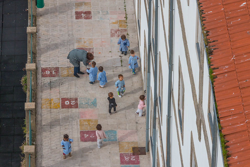 Kindergarten unter der Brücke 