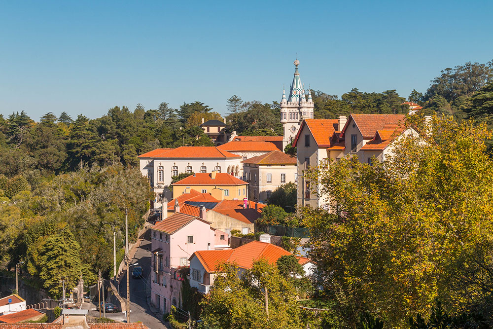 Weithin sichtbar, der Turm des Rathauses von Sintra 