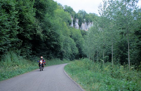 Einsames Sträßchen in der "Provinz"