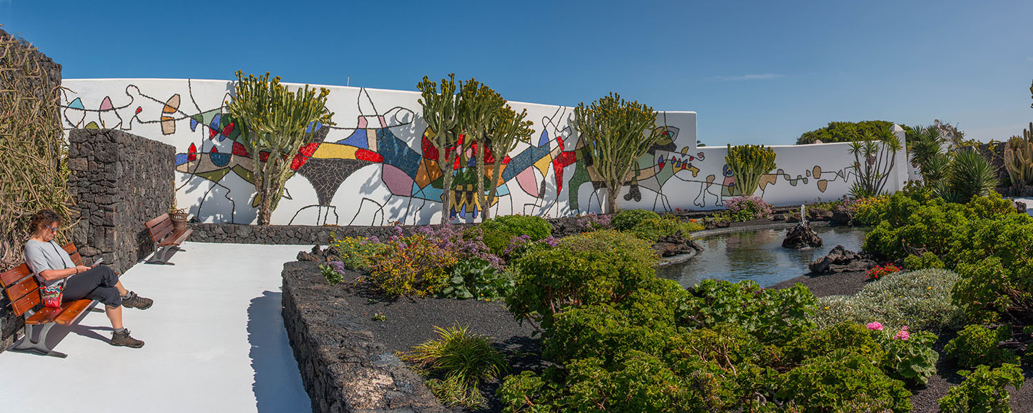 Die gesamte Wand