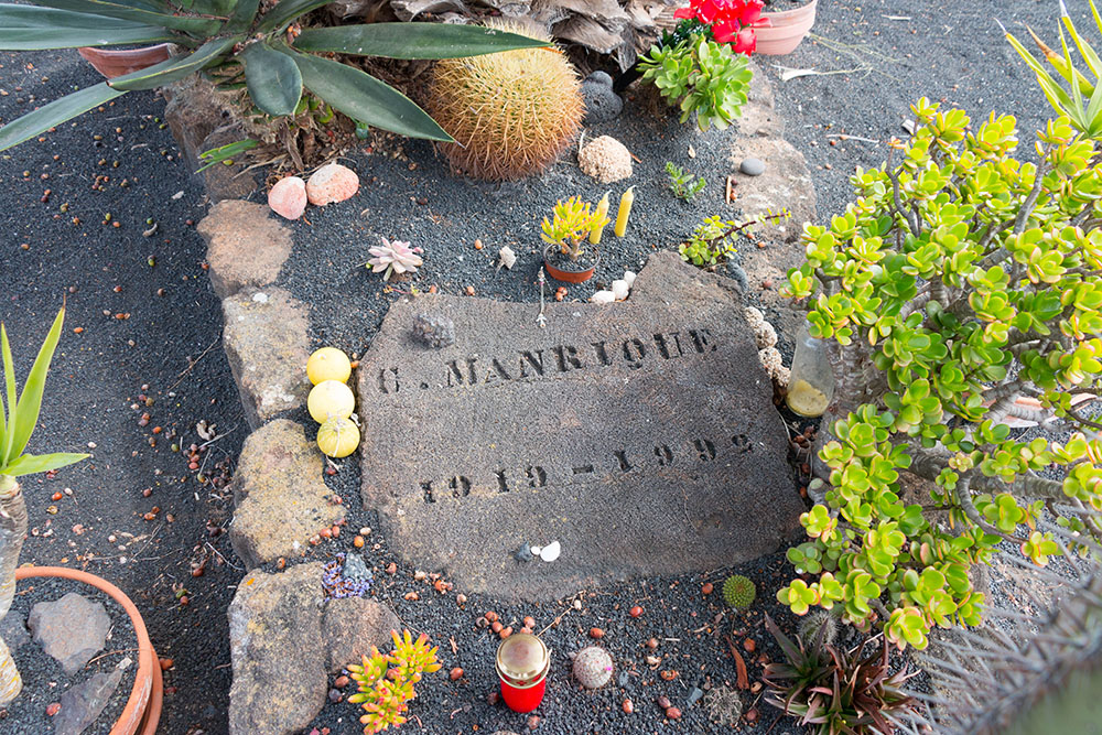 ... auf dem Friedhof von Haría