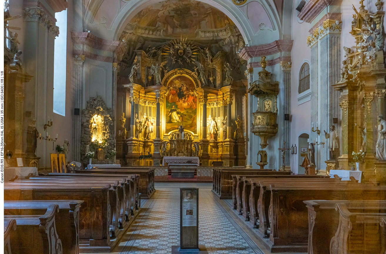 Im Inneren der St.-Michael-Kirche