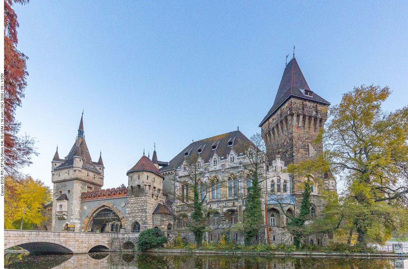 Am Tor der Burg