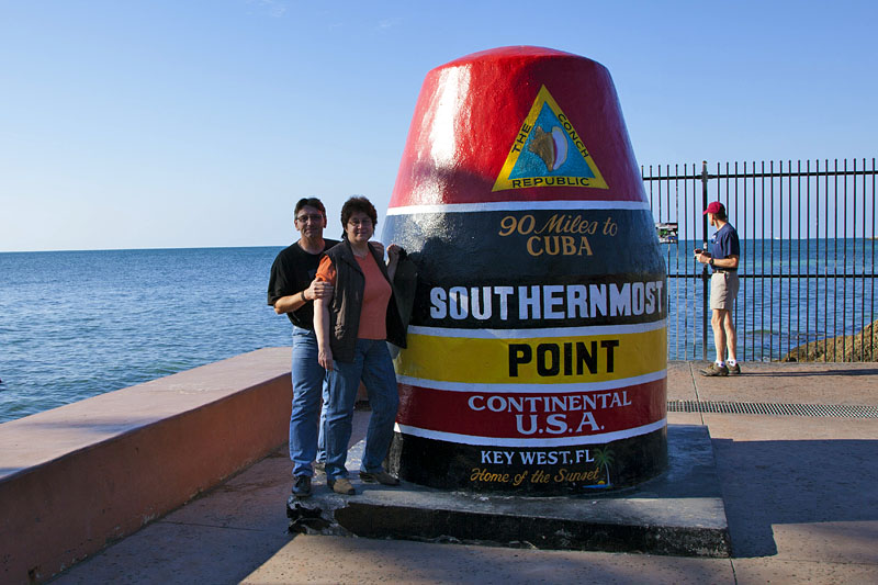 Am Morgen vor der Rückfahrt ist die Schlange am Southernmost Point weg und wir können uns ablichten ;-)