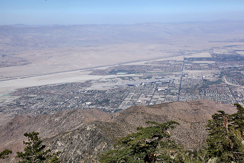 Mit der Palm Springs Aerial Tramway, der längsten Seilbahn der Welt, ...