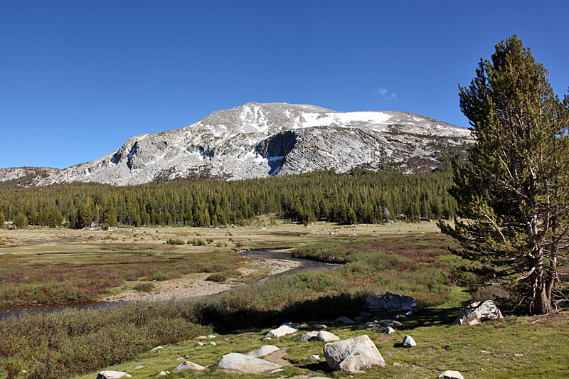 ... durch die schöne Berglandschaft